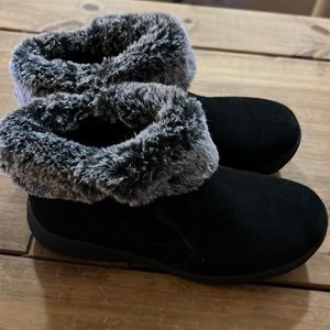 Khombu Women’s Winter Boots